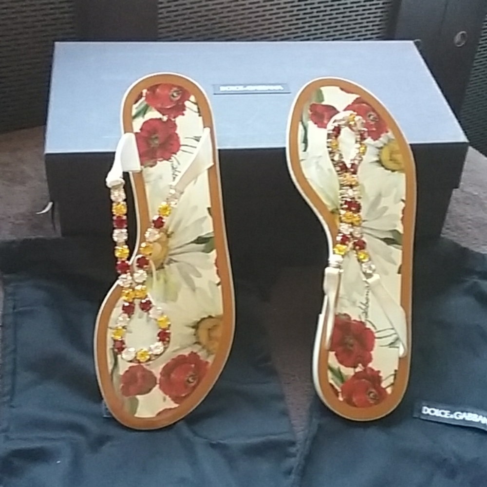 DOLCE & GABBANA Sandals - Picture 4 of 9